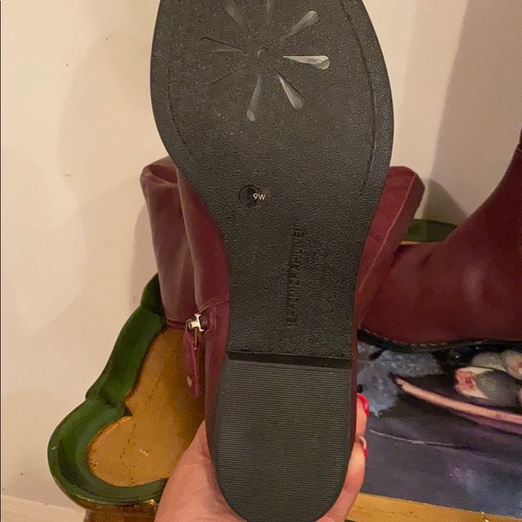 Isaac Mizrahi Life size 9W genuine leather NWOT - Picture 8 of 8